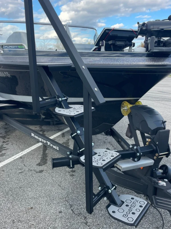 Skeeter® Boat Trailer Steps - Image 3